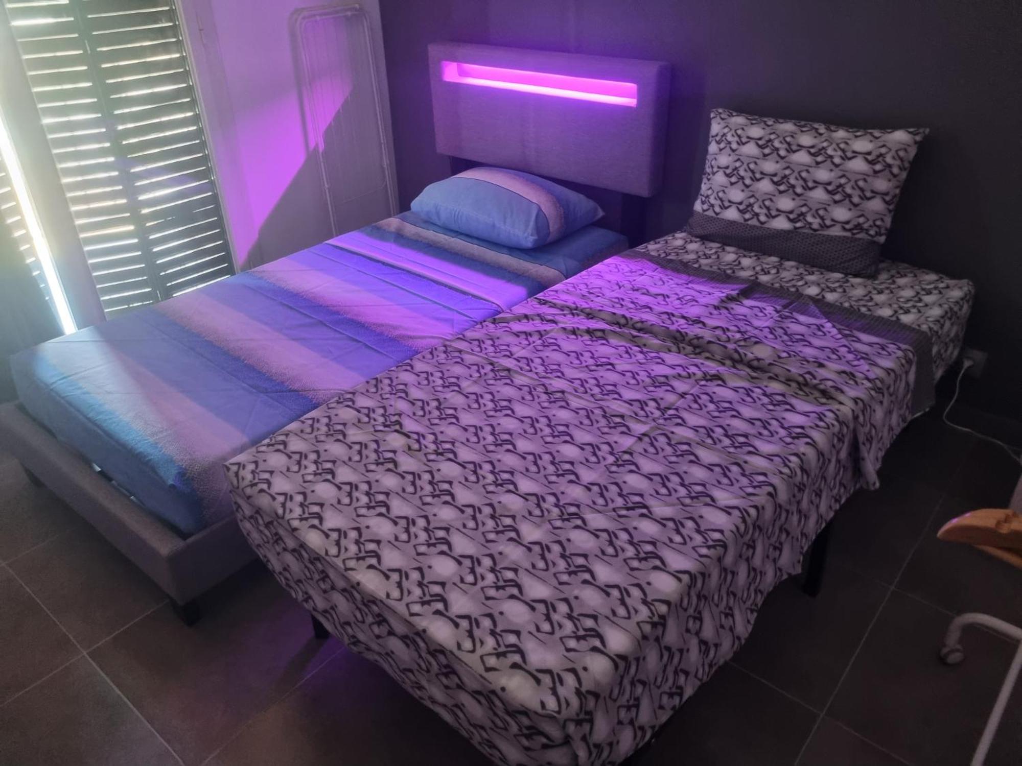 Chambre Privative Renove 2024, Climatisation, Tramway Sur Place , 12 Min Centre, 16 Min Plage, Apercu Lateral Mer, 2 Wc Avec 2 Salle De Bain, Private Room Renovated 2024, Air-Conditioned , Tram On Spot, 2 Toilets And 2 Bathrooms ニース エクステリア 写真